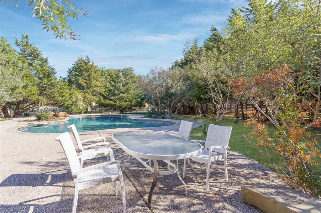 Hawks Wood - Residential