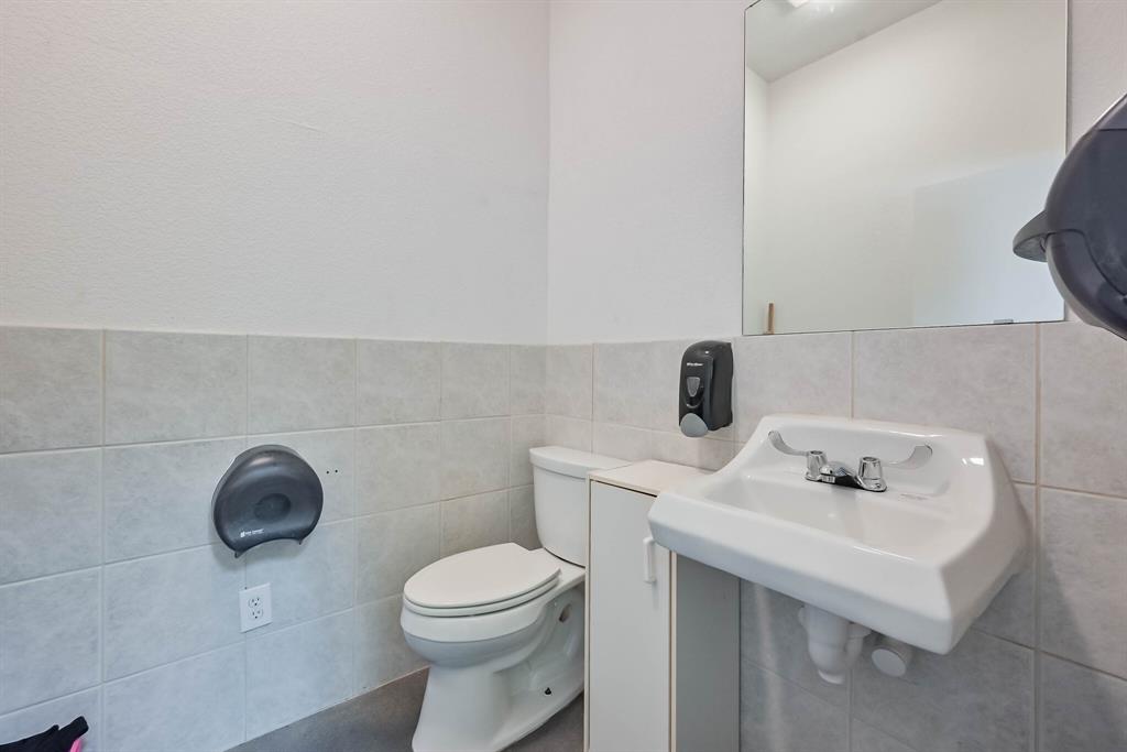 Wilshire Square Add - Commercial Sale