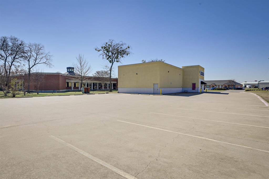 Wilshire Square Add - Commercial Sale