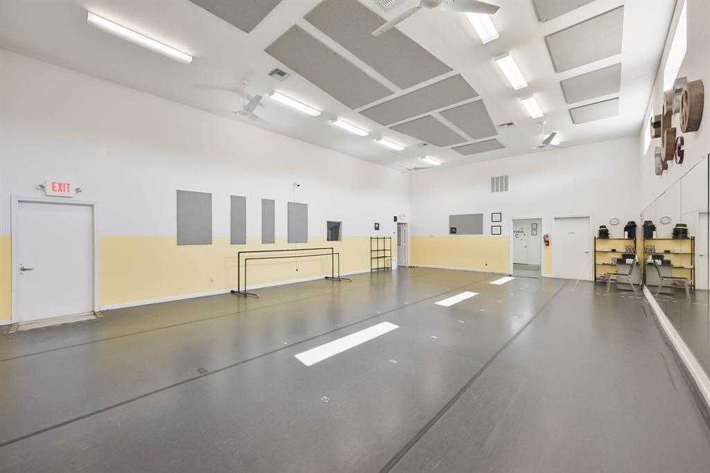 Wilshire Square Add - Commercial Sale