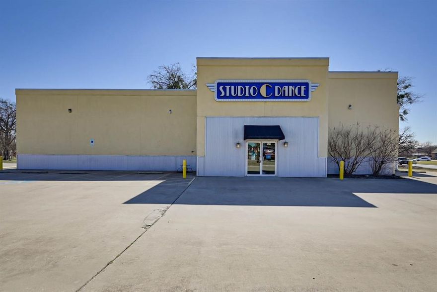 Over 3,900 SQFT on .75 acres. Commercial Space Zoned GR General Retail District On High Traffic Road Frontage of NW Newton visible from Wilshire in Burleson right off Main HWY 174. 
This is a One owner building that has been meticulously kept with GREAT Parking, extra Green space behind building and parking lot that could be utilized. 

Interior layout consists of 2 large studios, Office, bathroom, 3 Air conditioning systems.  Very High Ceilings and quite a bit of storage through storage closets and decked attic space.

Flooring is a “Sprung Floor” with a Marley dance surface which is a professional dance studio build out.