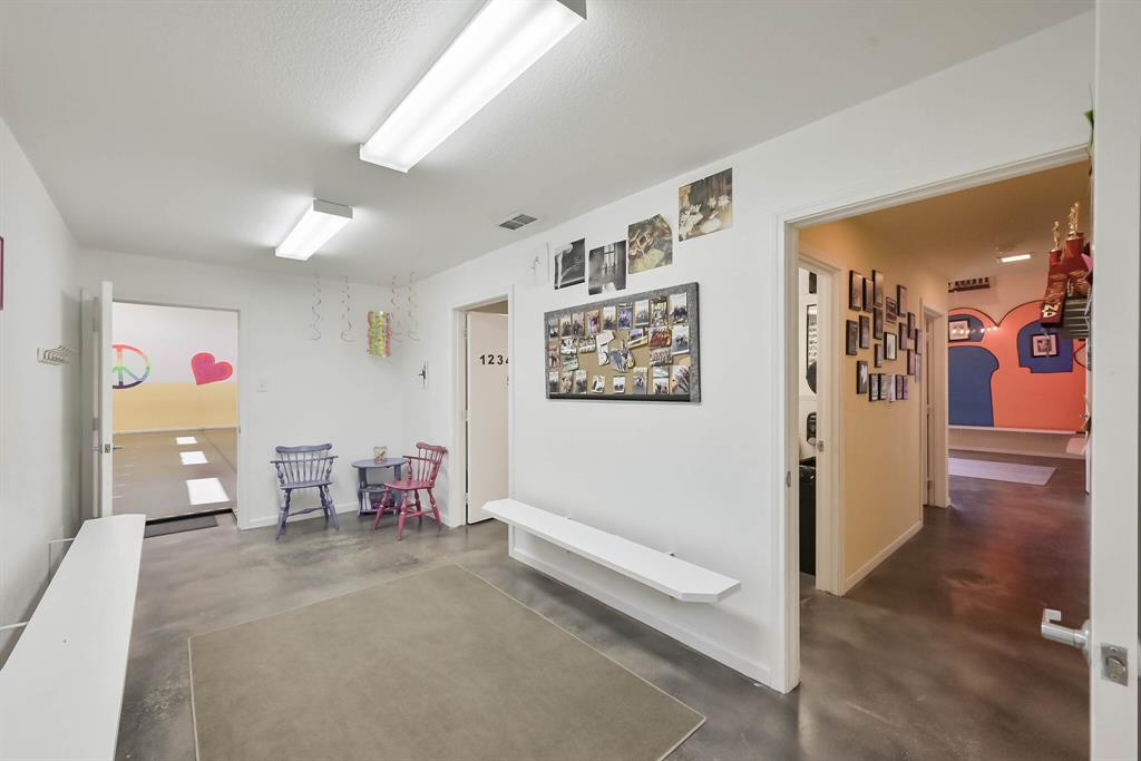 Wilshire Square Add - Commercial Sale