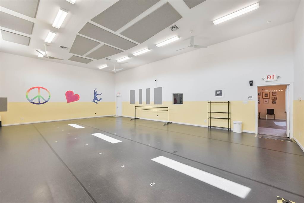 Wilshire Square Add - Commercial Sale