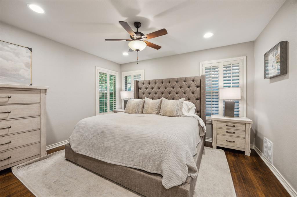 University Manor - Residential Lease