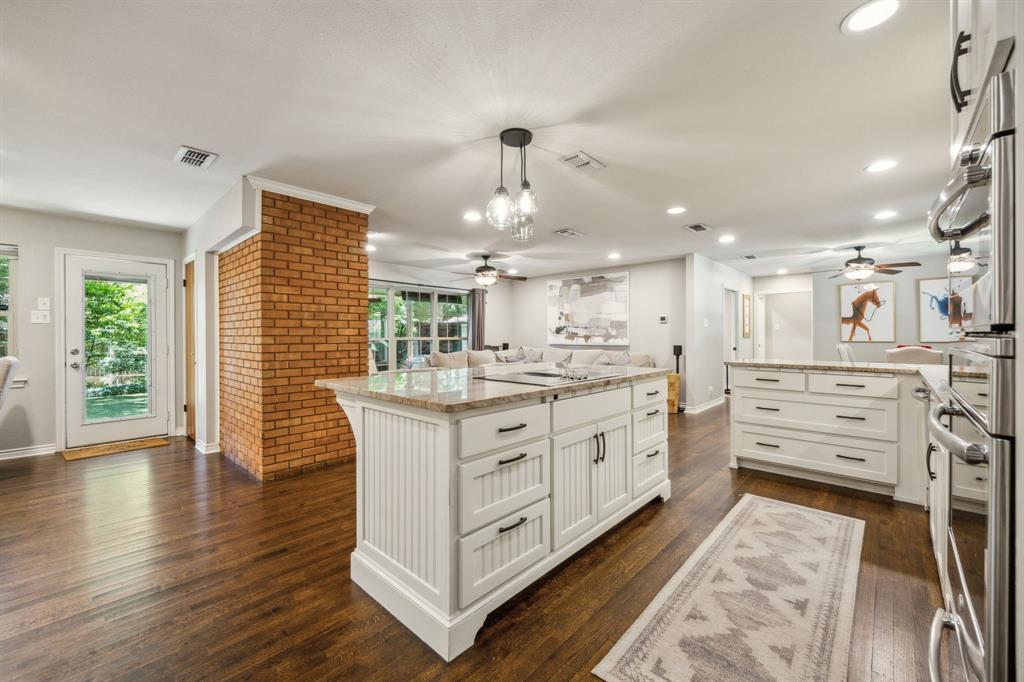 University Manor - Residential Lease