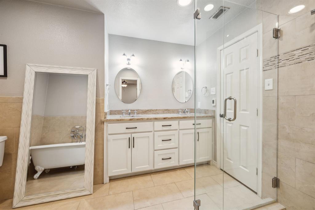 University Manor - Residential Lease