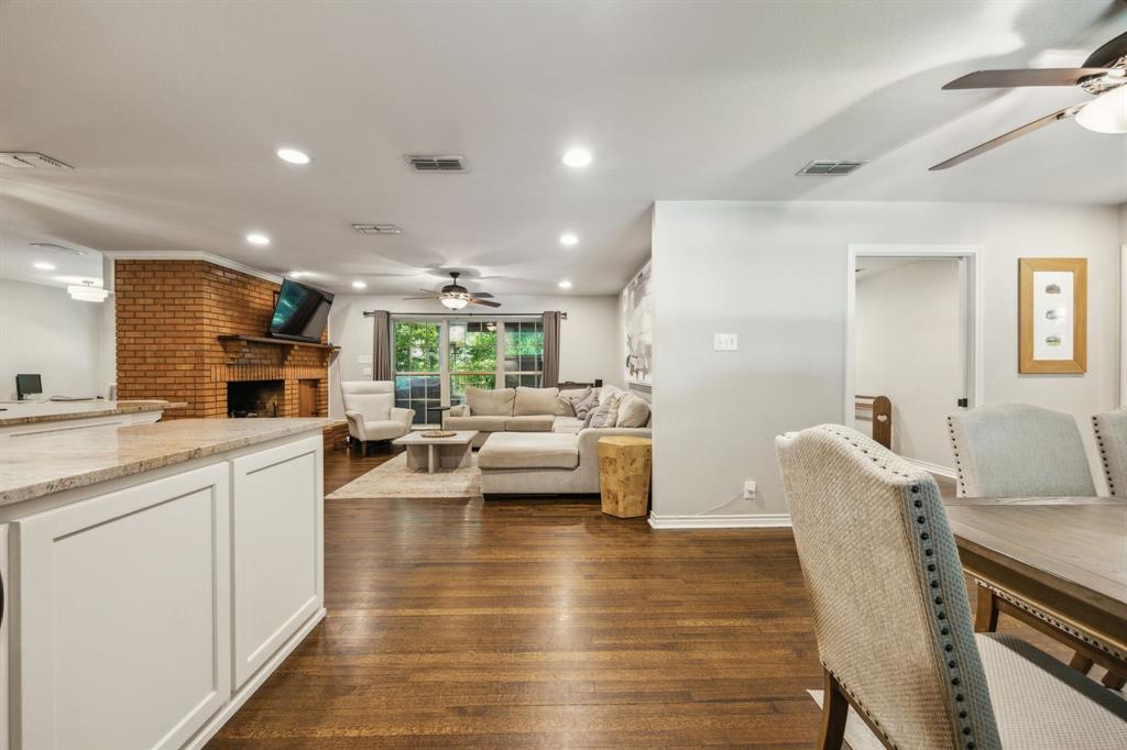 University Manor - Residential Lease