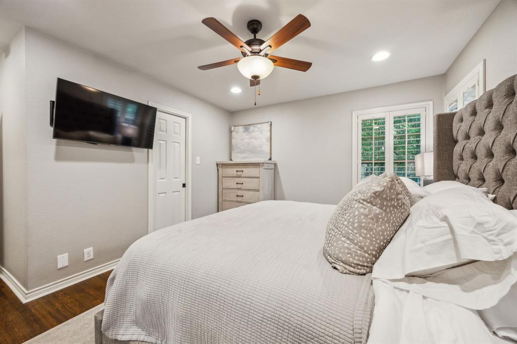 University Manor - Residential Lease