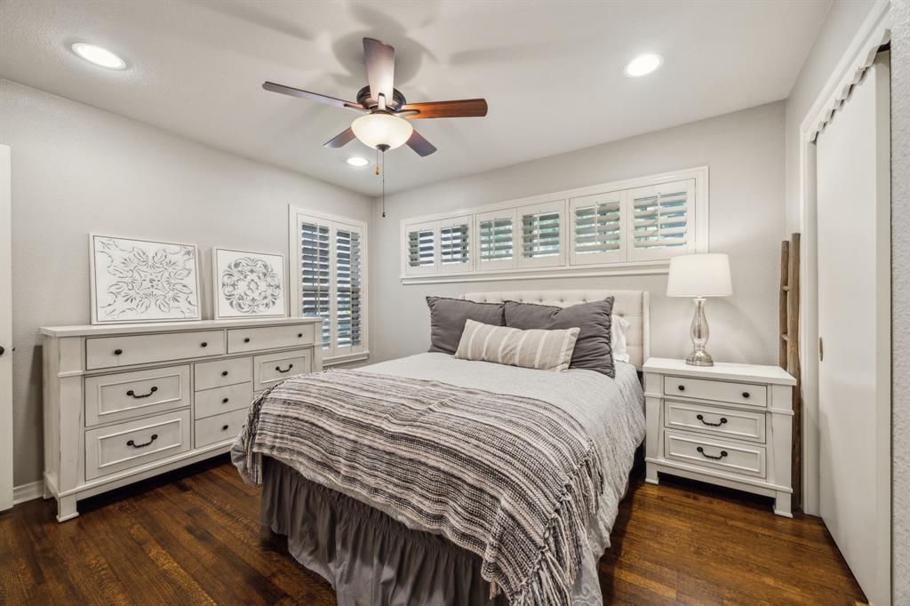 University Manor - Residential Lease