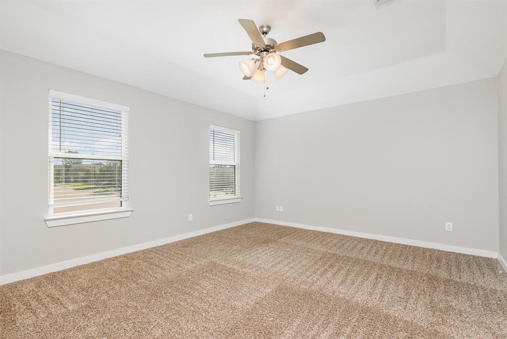 Parkway Village 02 - Residential