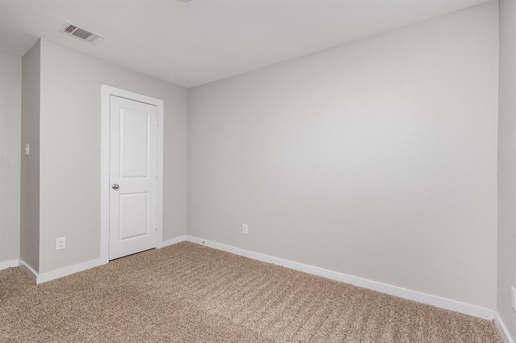 Parkway Village 02 - Residential