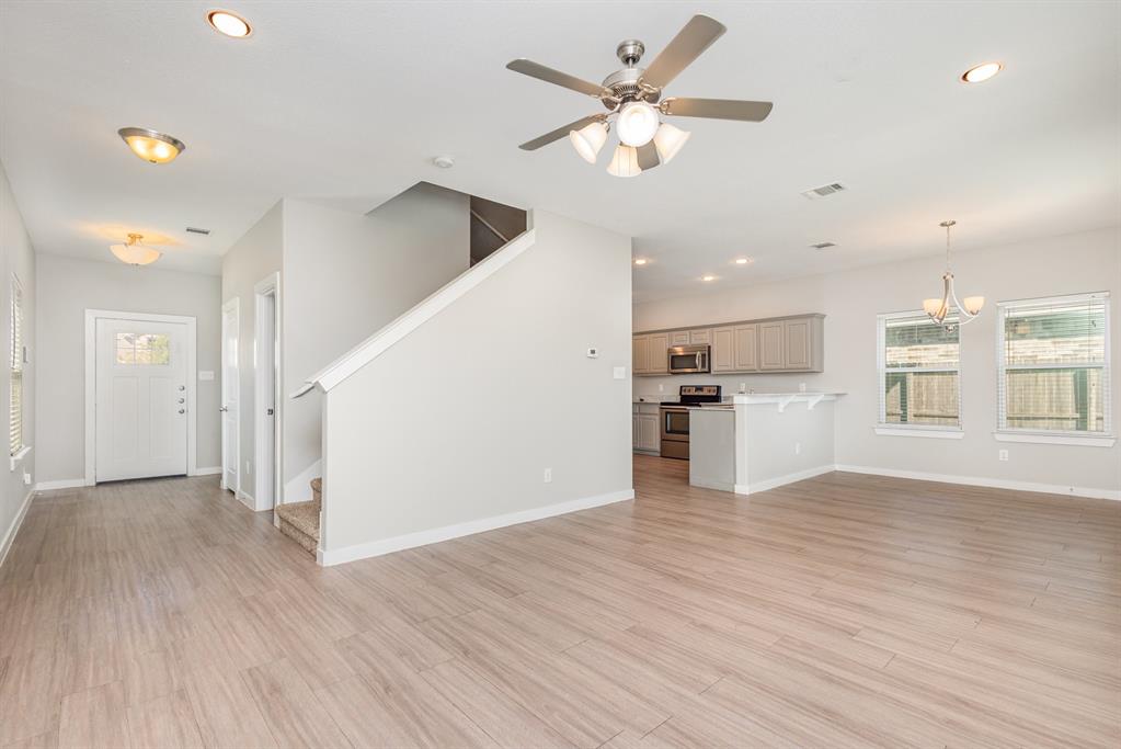 Parkway Village 02 - Residential