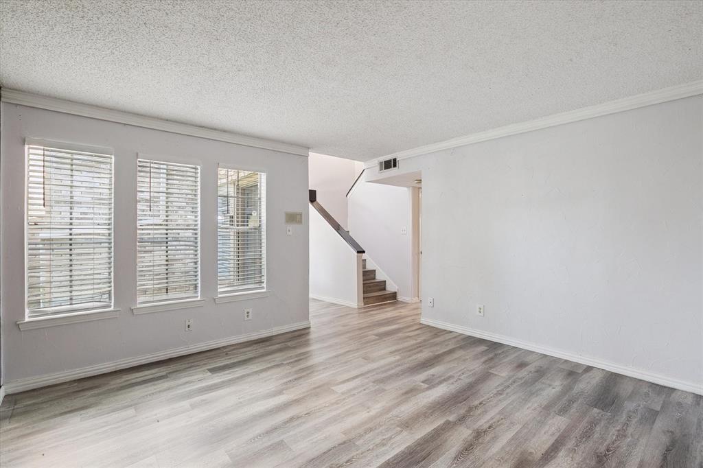 Woodhaven Twnhse Rev - Residential