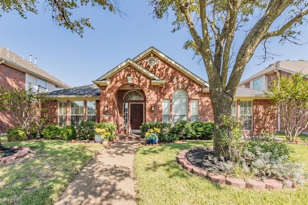 Photo of 4633 Baldwin Lane, Plano, TX 75024 (MLS # 21193649)