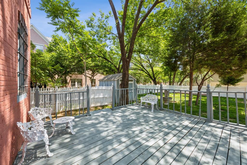 Overands Add - Commercial Sale