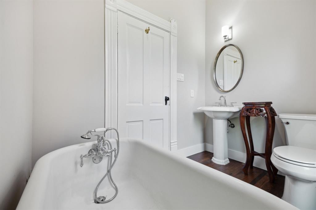 Overands Add - Commercial Sale