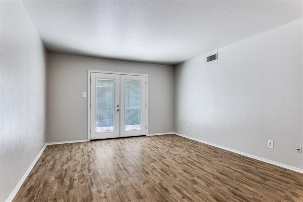 4022 Ridglea Country Club Drive 608