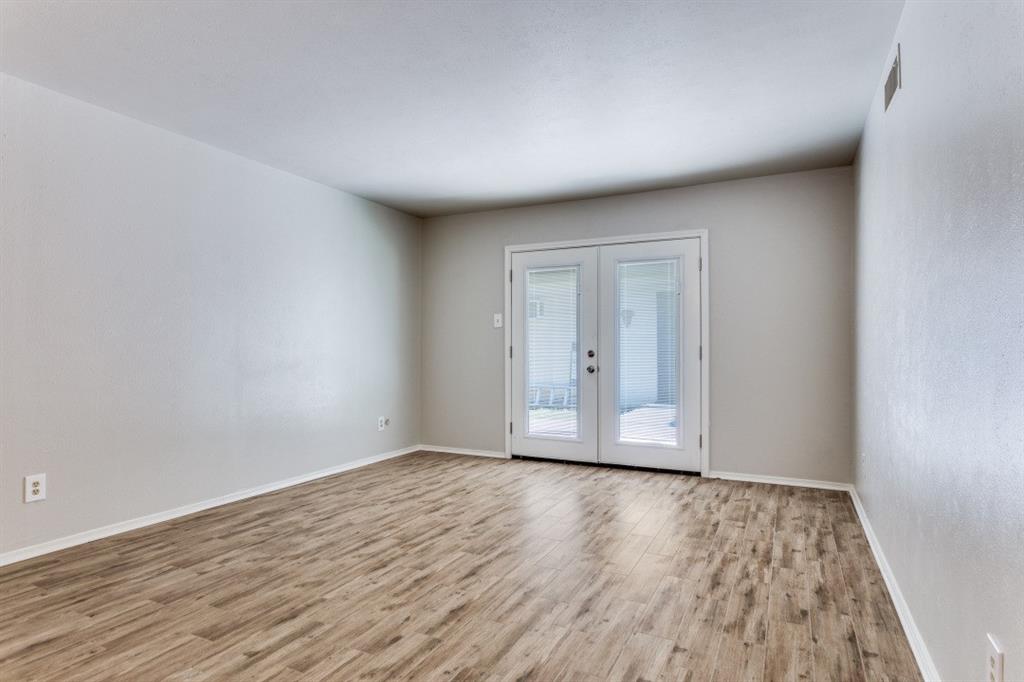 4022 Ridglea Country Club Drive 608