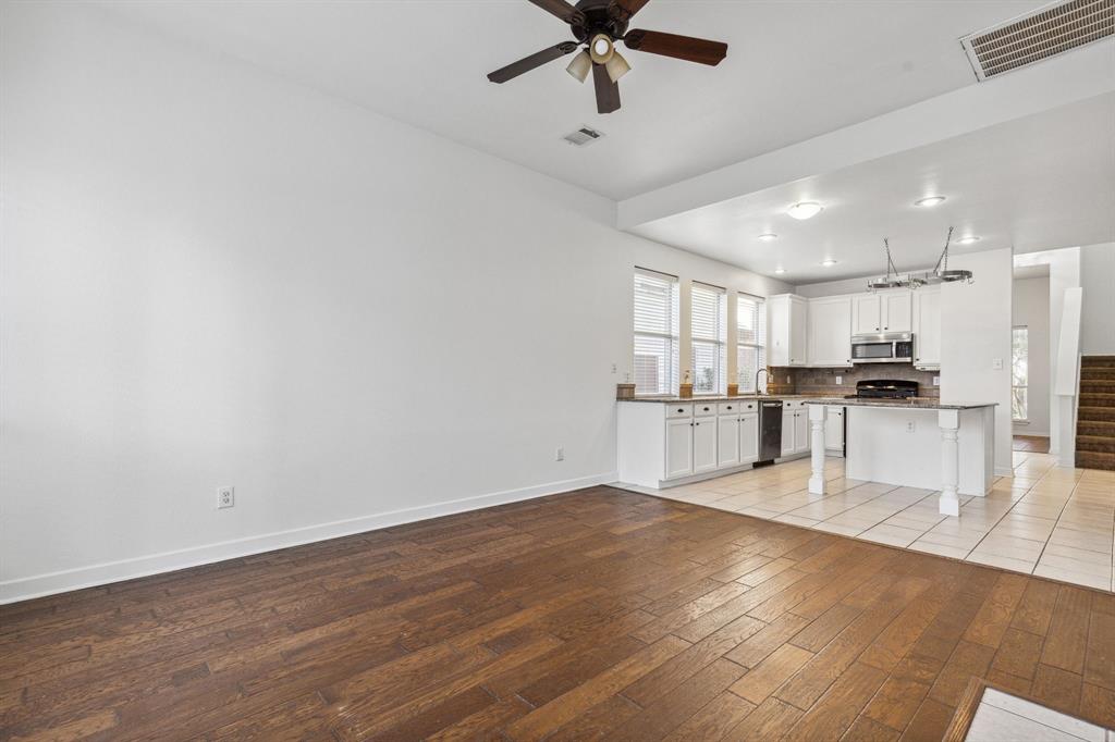 Villages Of Woodland Spgs - Residential Lease