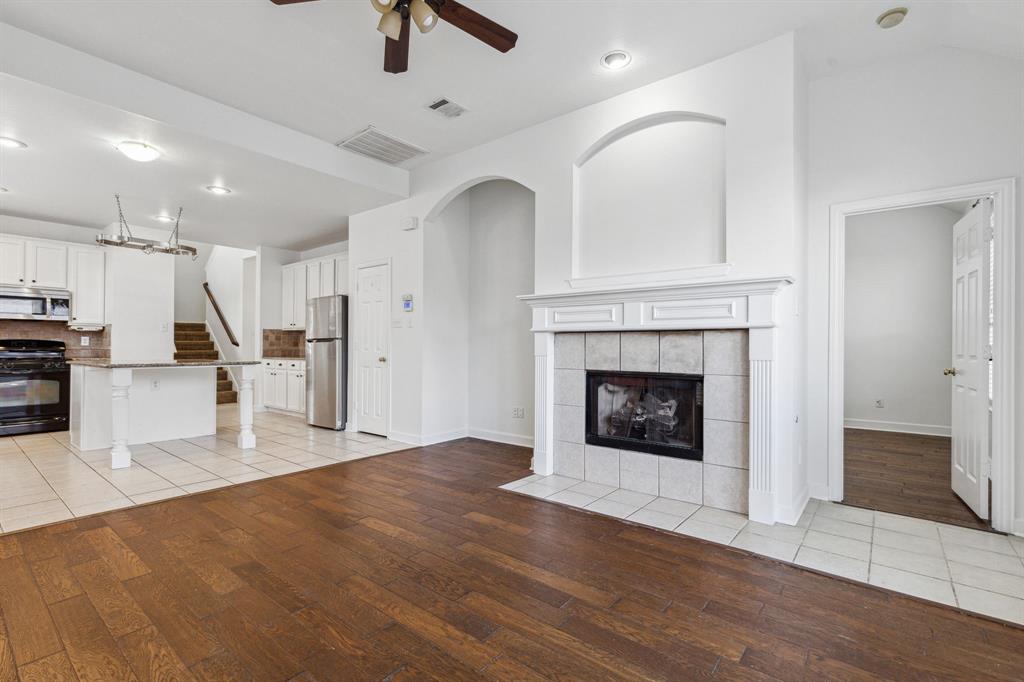 Villages Of Woodland Spgs - Residential Lease