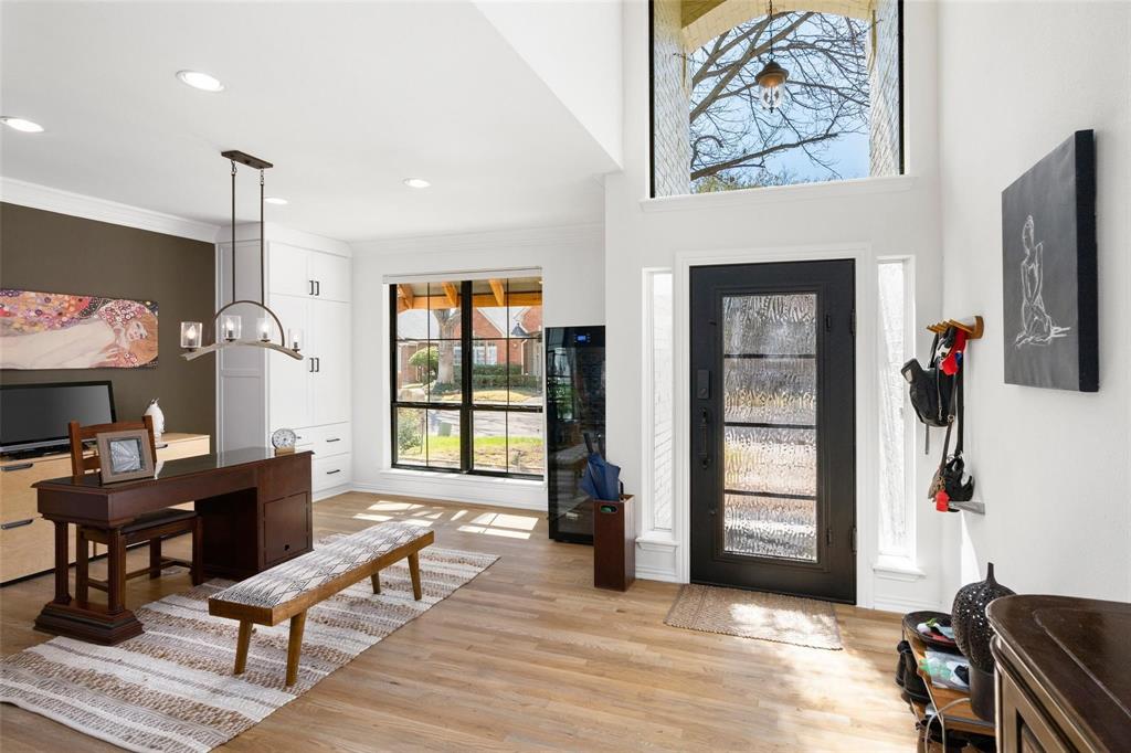 4011 Azure Lane