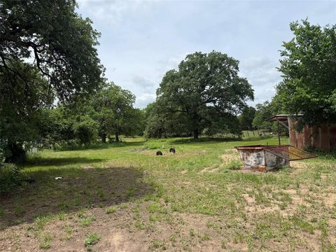 2503 Northwest Parkway Azle TX 76020