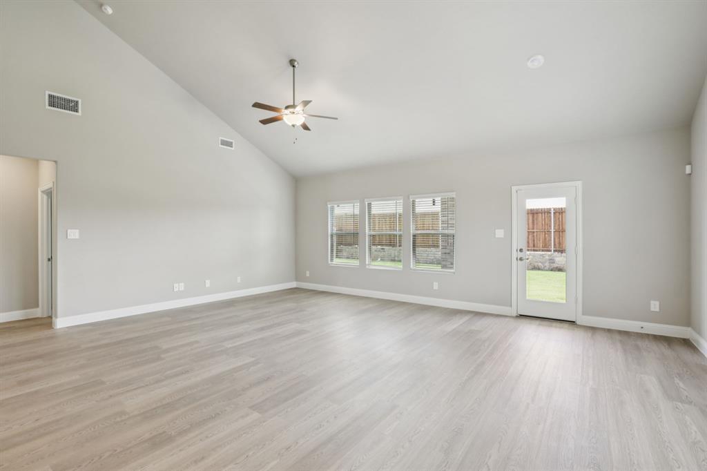 Lakehaven - Residential