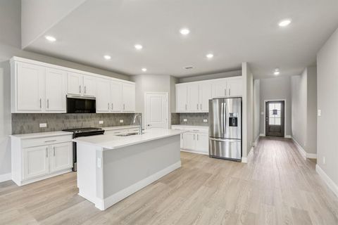 4011 Joe Pool Drive Farmersville TX 75442