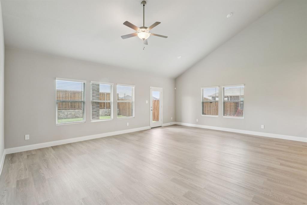 Lakehaven - Residential