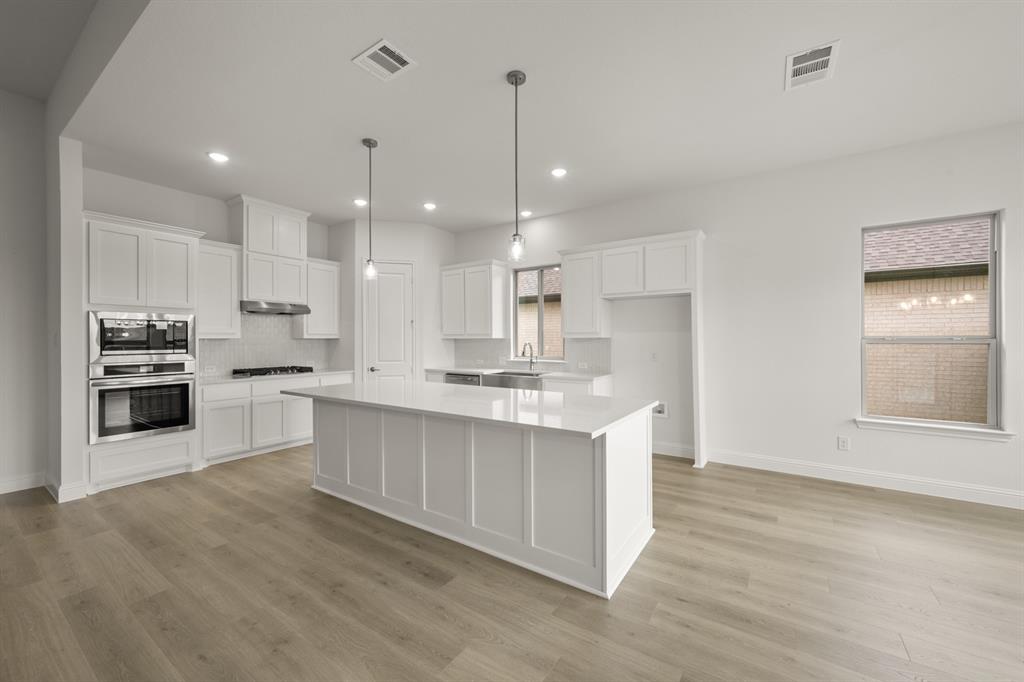 Sheppard's Place - Residential