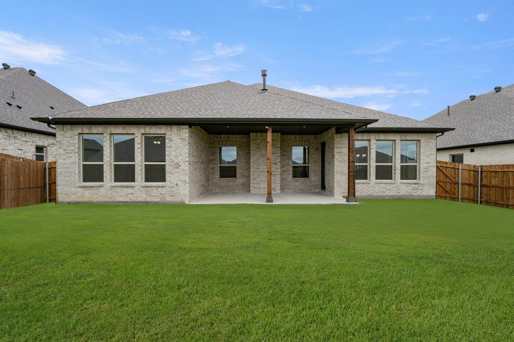 Sheppard's Place - Residential