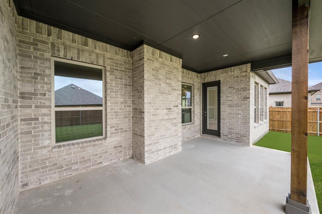 Sheppard's Place - Residential