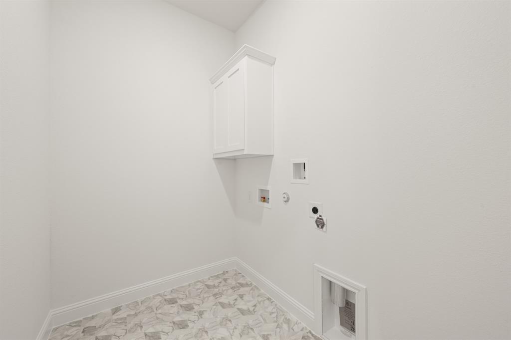 Sheppard's Place - Residential
