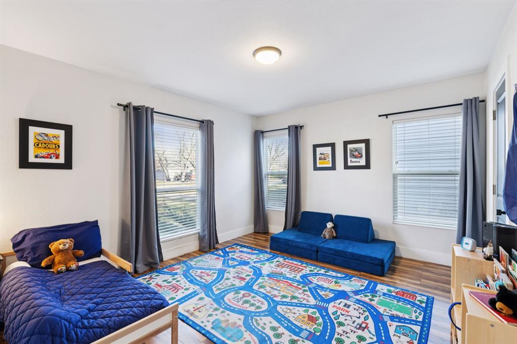 Black & Minsky - Residential