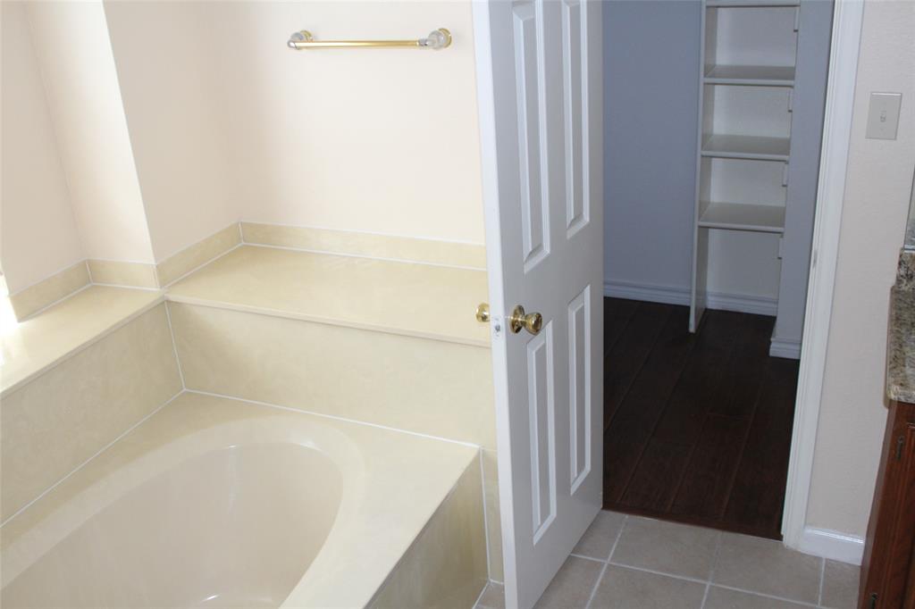 Colony 29 - Residential Lease