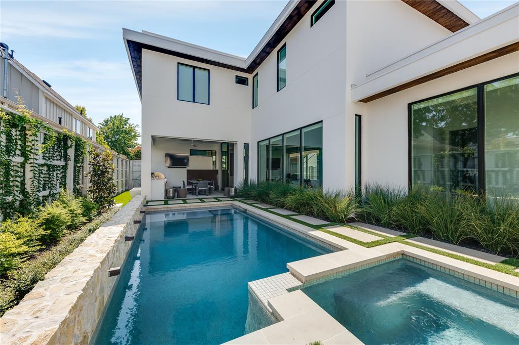 Linwood Place - Residential