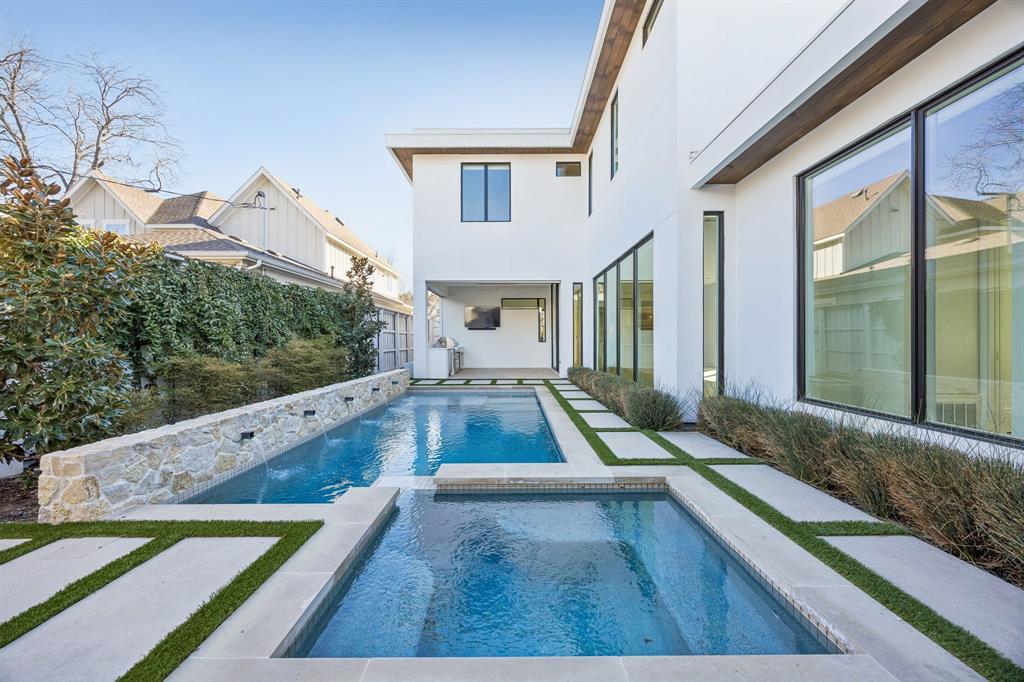 Linwood Place - Residential