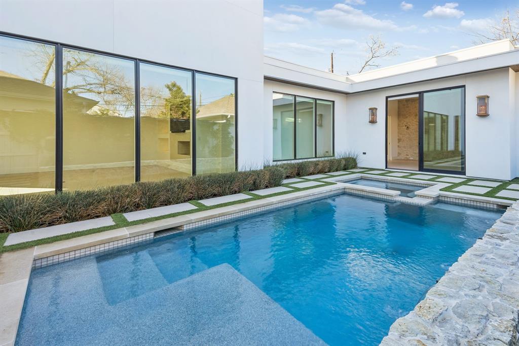 Linwood Place - Residential