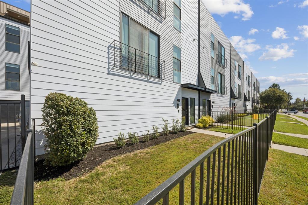 College Hill Add - Residential Income