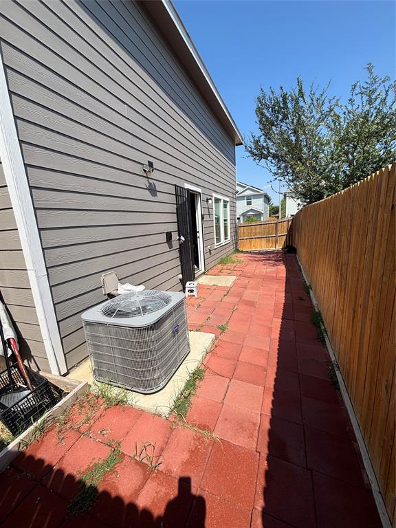 Singleton Villas West Add - Residential Lease