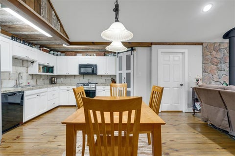 Tiny photo for 705 Wildwood Trail, Holly Lake Ranch, TX 75765 (MLS # 21397026)