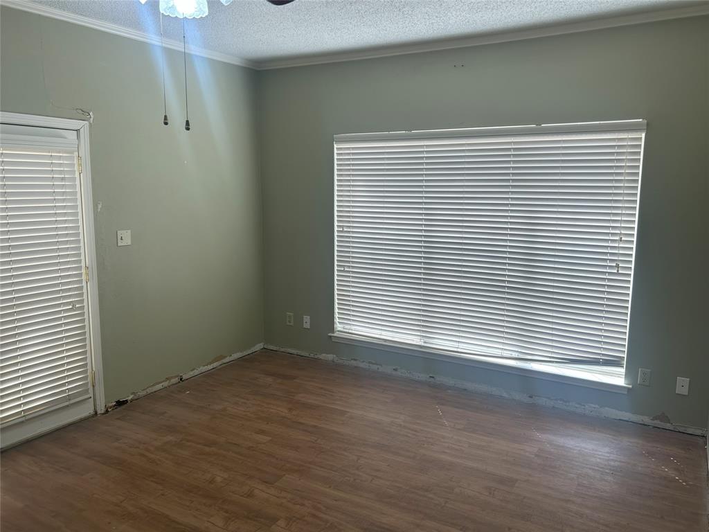 600 Bagby Avenue 2G