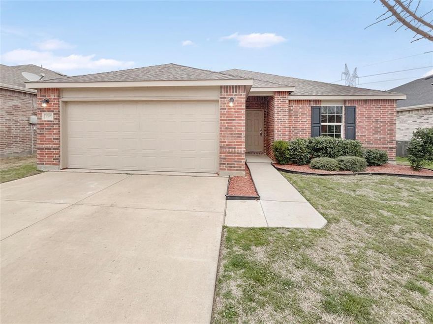 Come see this charming home now on the market! This home has fresh interior paint, new appliances, new LPV, nice counters, and a new kitchen island. Windows create a light filled interior with well placed neutral accents. The kitchen is ready for cooking with ample counter space and cabinets for storage. Head to the spacious primary suite with good layout and closet included. Extra bedrooms add nice flex space for your everyday needs. Take advantage of the extended counter space in the primary bathroom complete with double sinks and under sink storage. Take it easy in the fenced in back yard. The sitting area makes it great for BBQs! Don't miss this incredible opportunity. This home has been virtually staged to illustrate its potential.