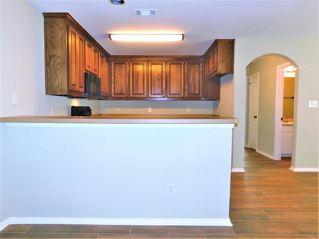 Meadow Oaks Add Third Sec - Residential Lease