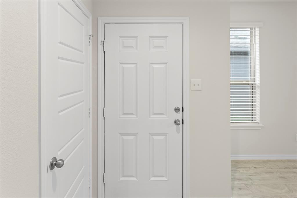 1706 Potomac Lane