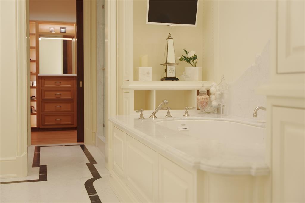 PARKSIDE RESIDENTIAL CONDOMINIUM - Residential