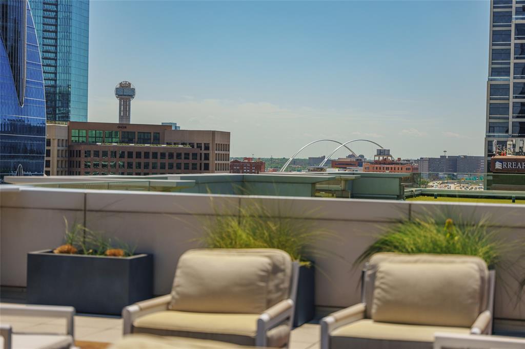 PARKSIDE RESIDENTIAL CONDOMINIUM - Residential
