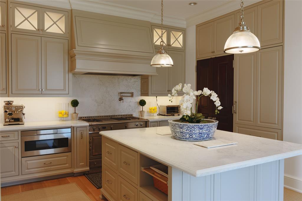 PARKSIDE RESIDENTIAL CONDOMINIUM - Residential