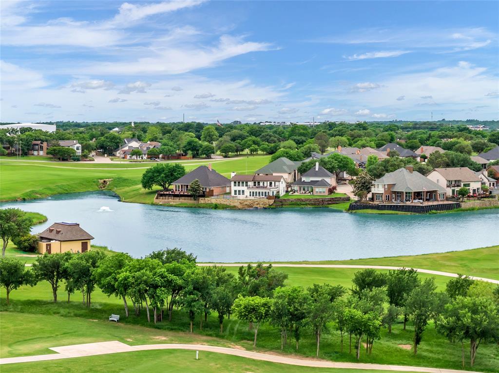Twenty In Trophy - Residential
