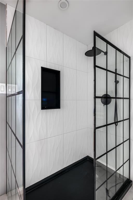 Twenty In Trophy - Residential
